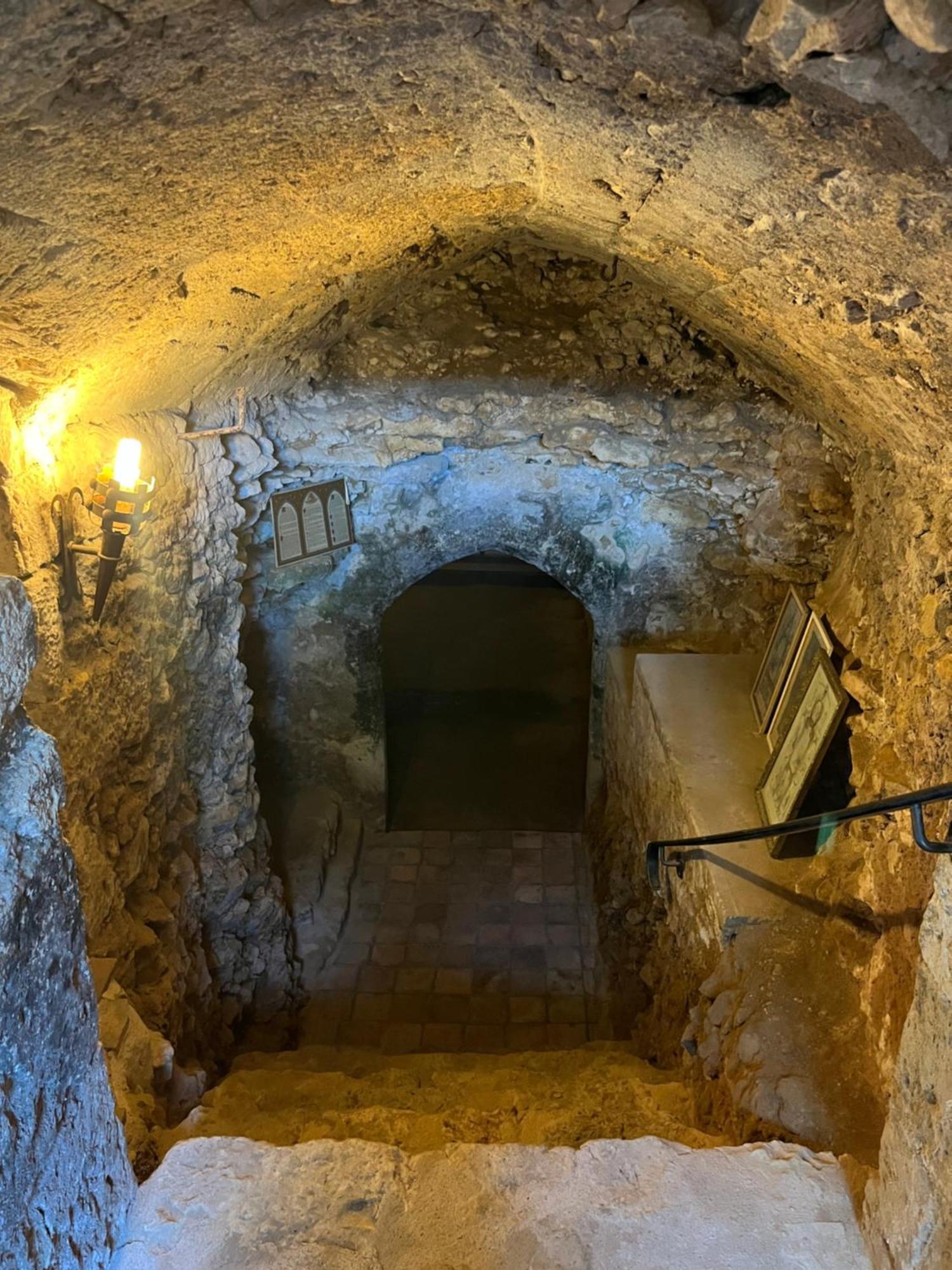 Le Vieux Chateau Airvault Dış mekan fotoğraf