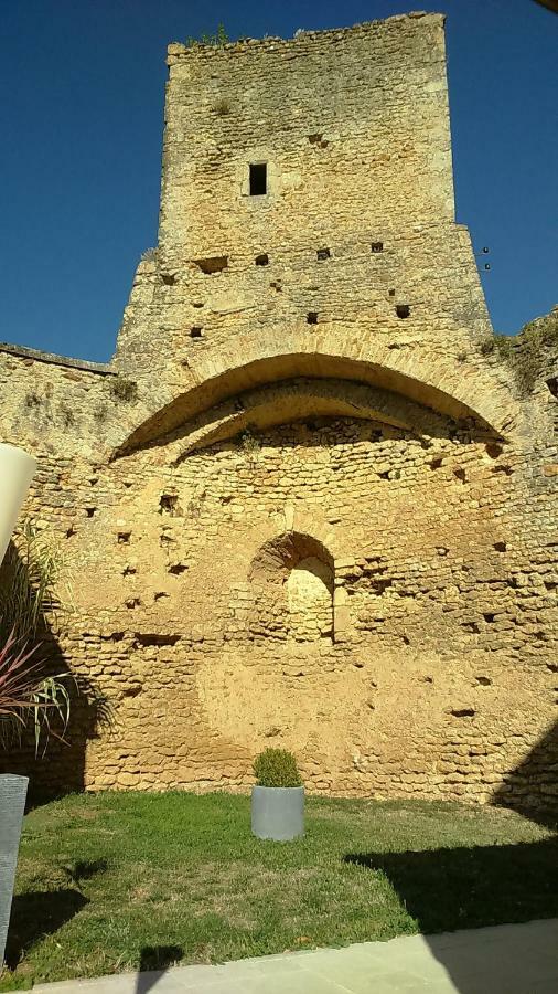 Le Vieux Chateau Airvault Dış mekan fotoğraf